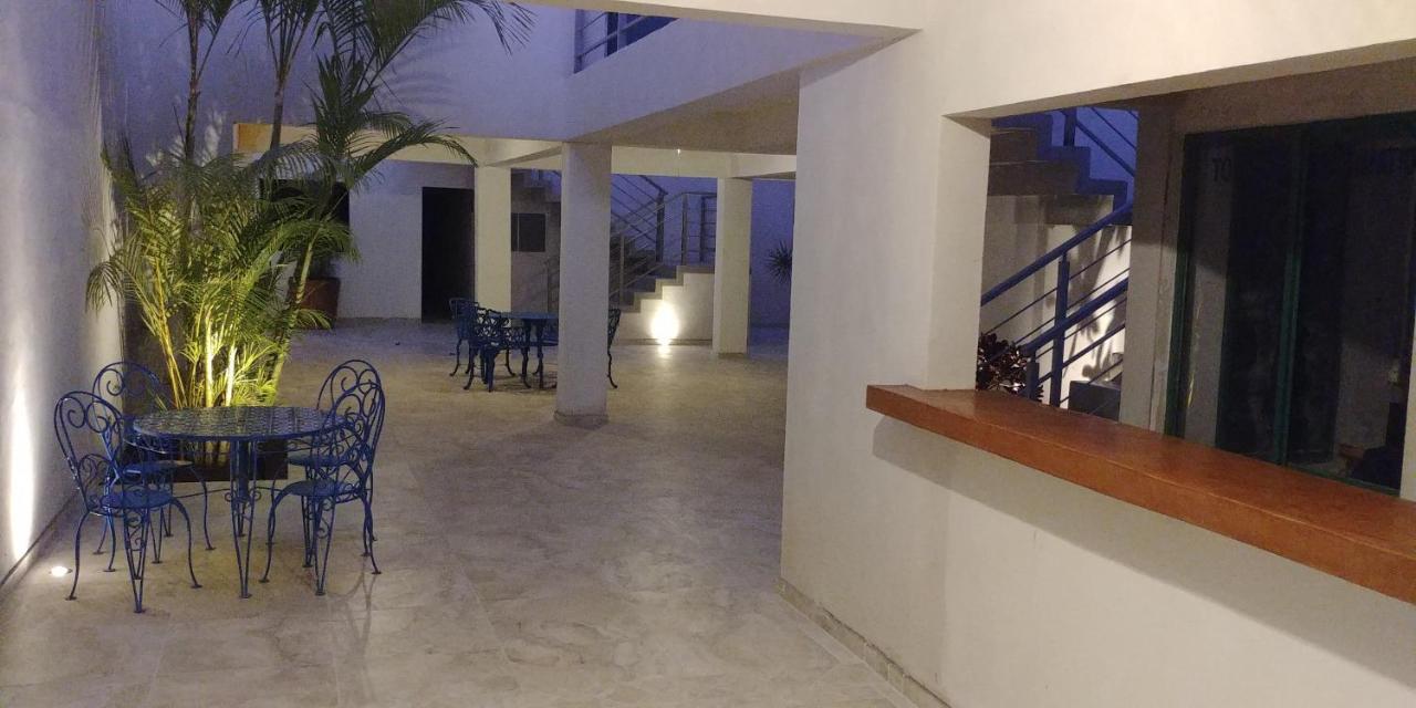Hotel Lorimar لاباز المظهر الخارجي الصورة