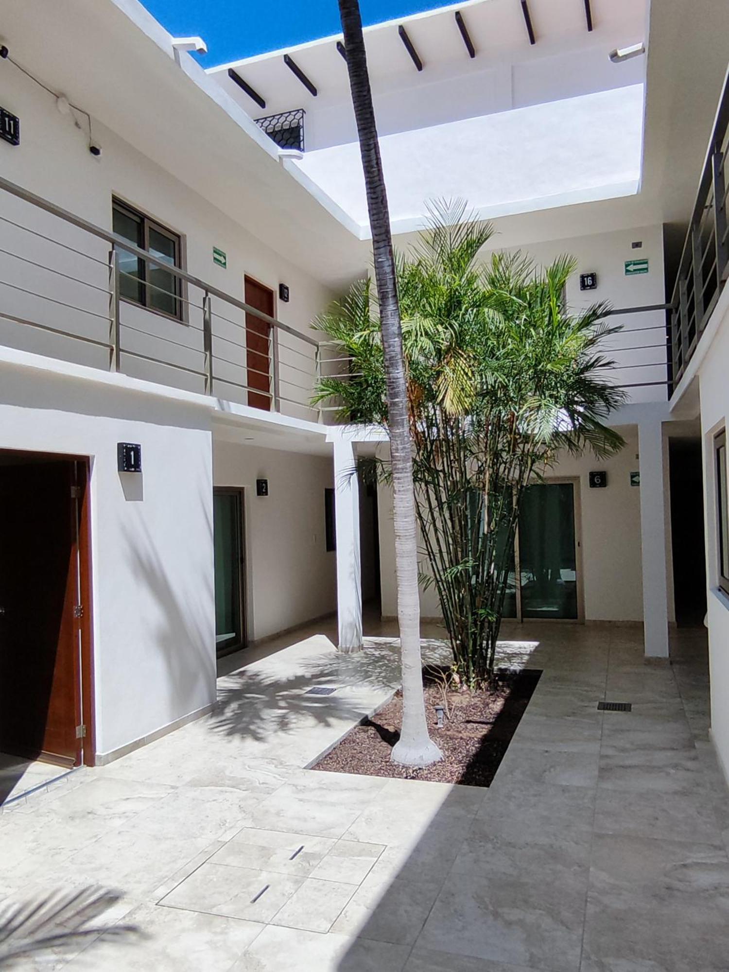 Hotel Lorimar لاباز المظهر الخارجي الصورة