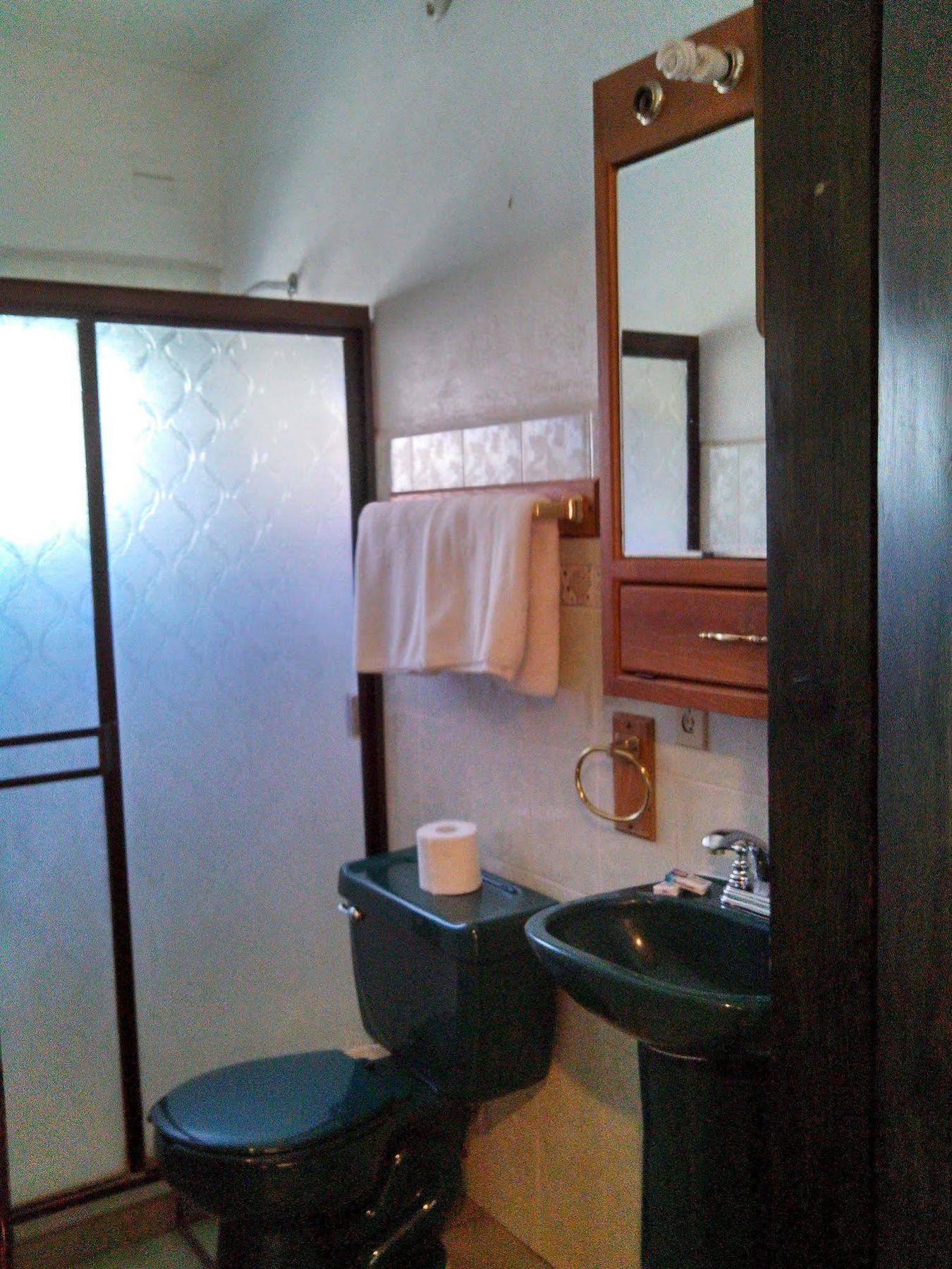 Hotel Lorimar لاباز المظهر الخارجي الصورة